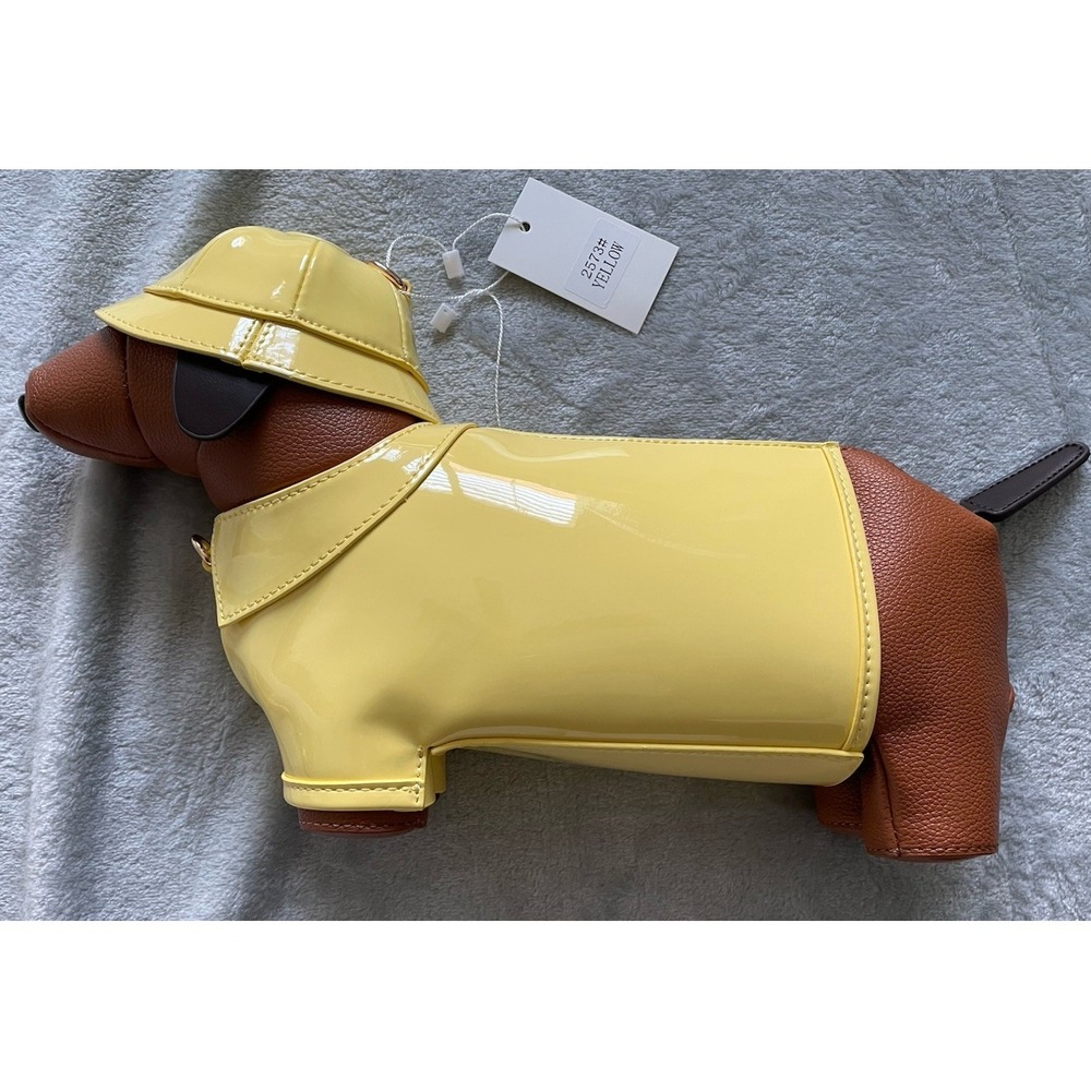 Novelty Dachshund Dog Crossbody Purse Yellow Raincoat Sausage Dog Handbag NWT - Picture 2 of 9